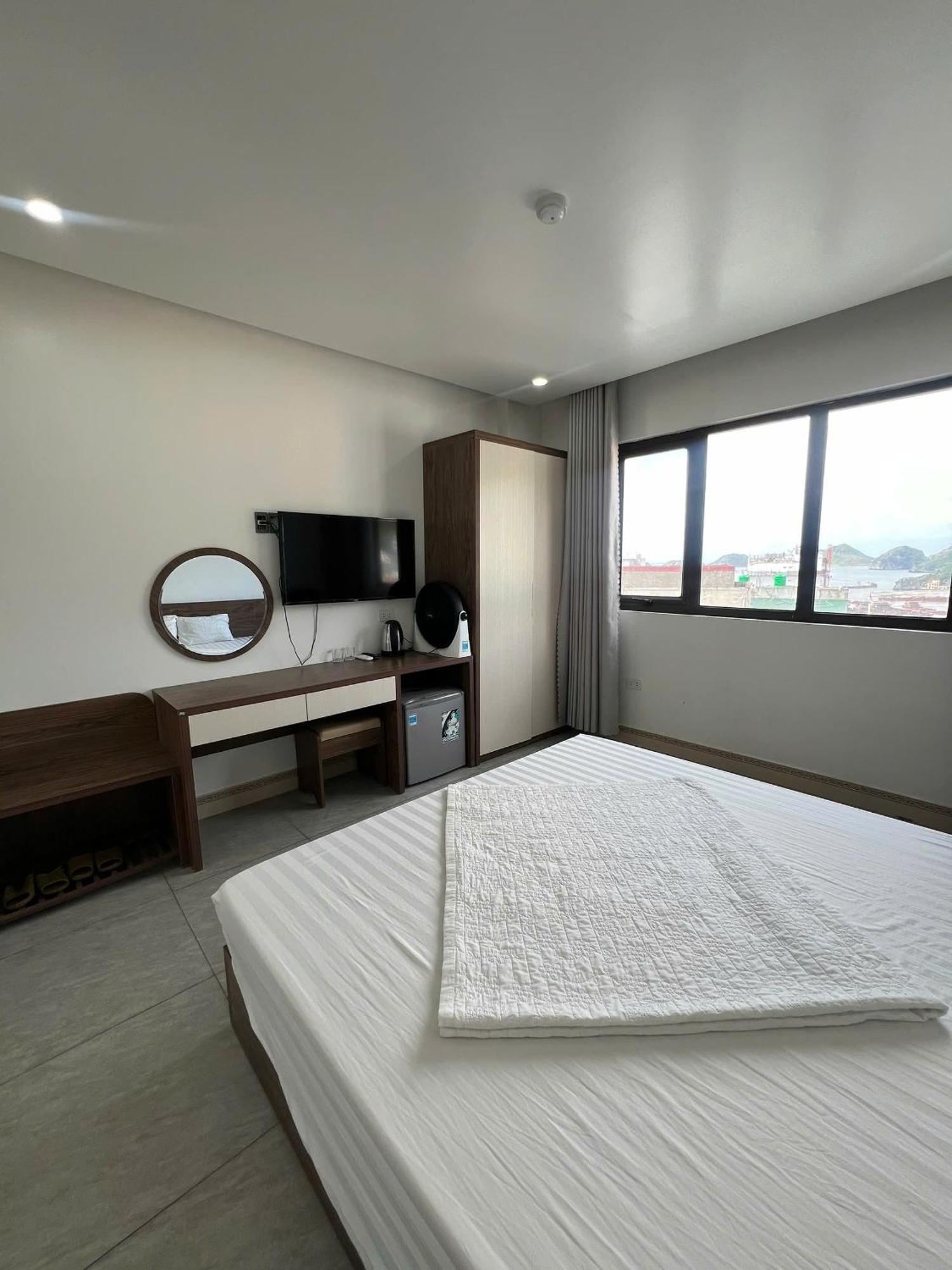 An Duong Hotel Cat Ba Chan Chau Екстериор снимка